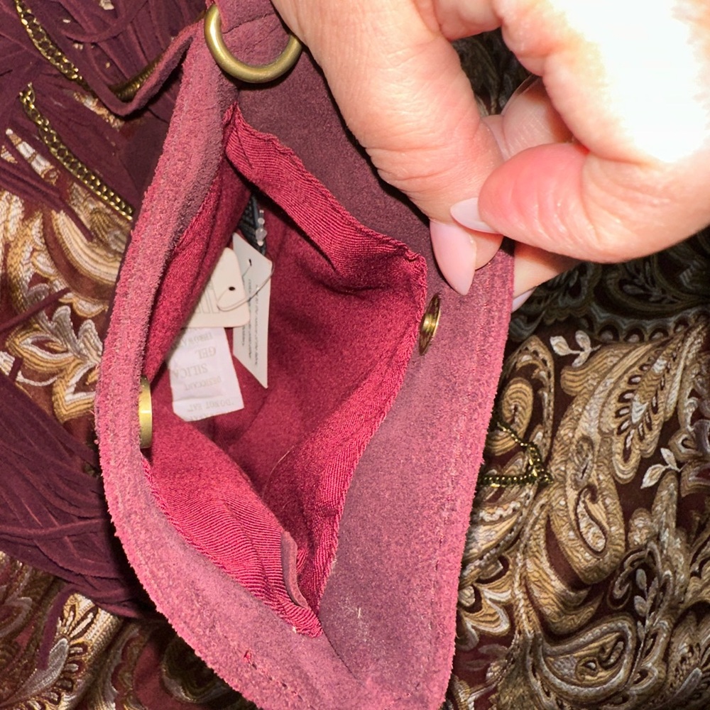Ecote Urban Outfitters Burgundy Genuine Suede Fringe bag with chain strap - Picture 5 of 5